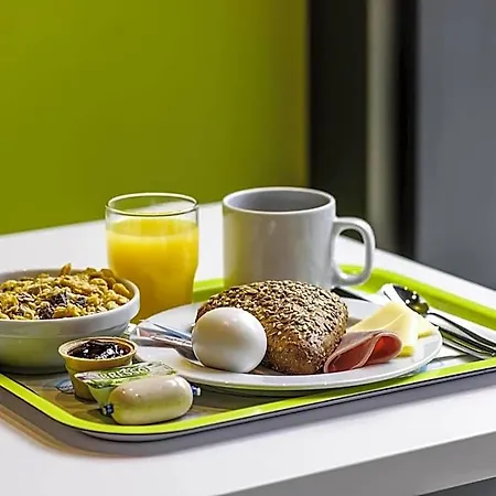 Ibis Budget Berlin Otel *