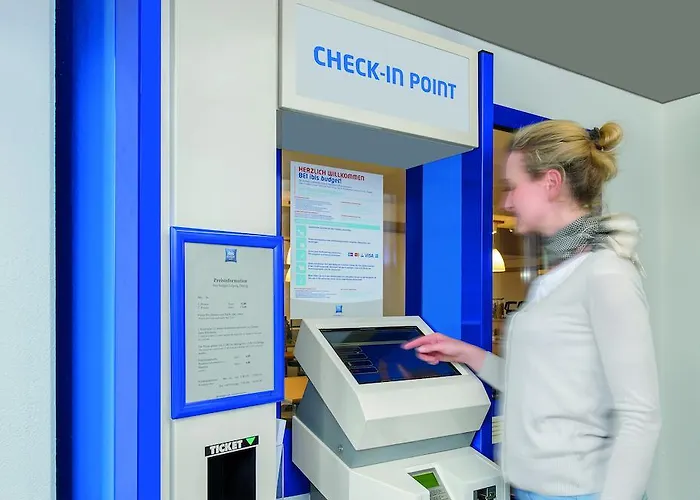 Ibis Budget Berlin * هوبيغارْتْنْ